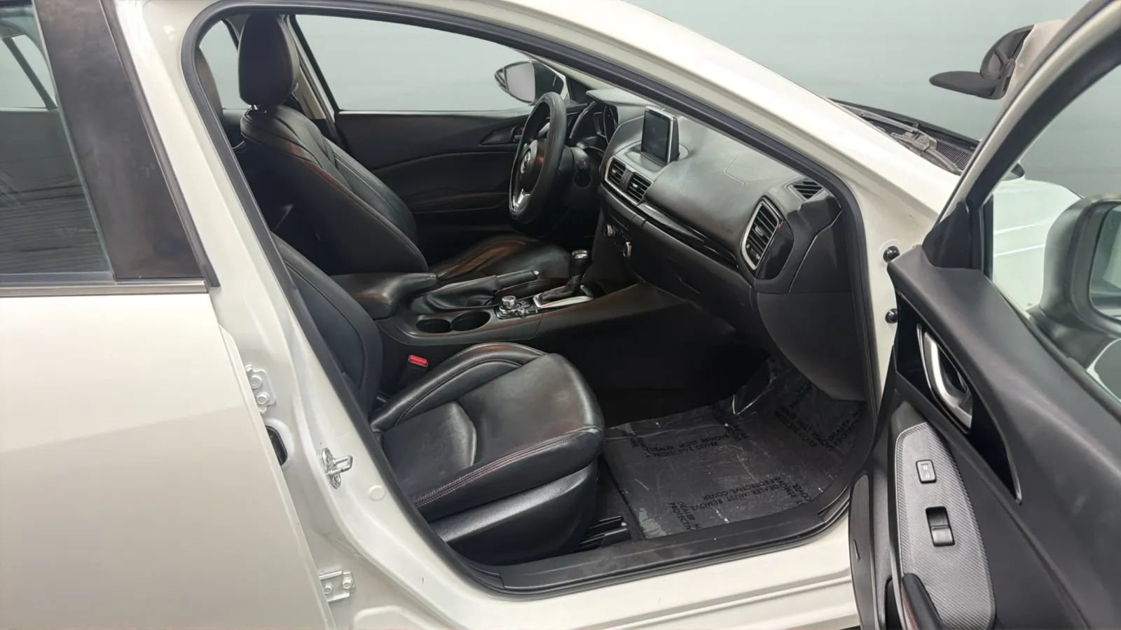 Used 2016 MAZDA MAZDA3 i Grand Touring FWD image 22