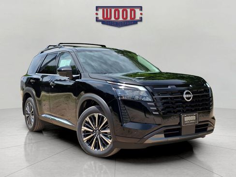 New 2026 Nissan Pathfinder Platinum AWD/4WD image 1