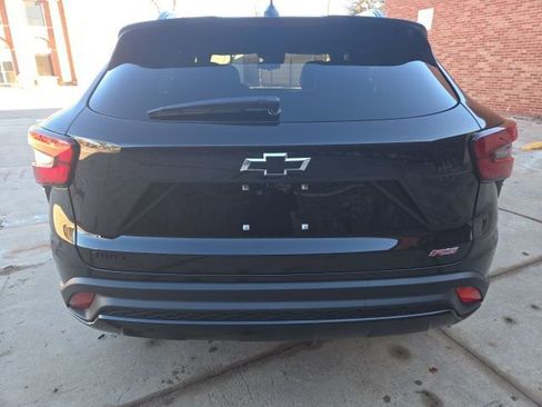 New 2026 Chevrolet Trax RS w/ Sunroof Package image 6