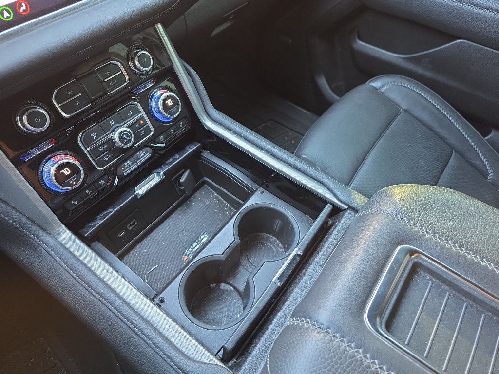 Used 2021 GMC Yukon Denali RWD image 32
