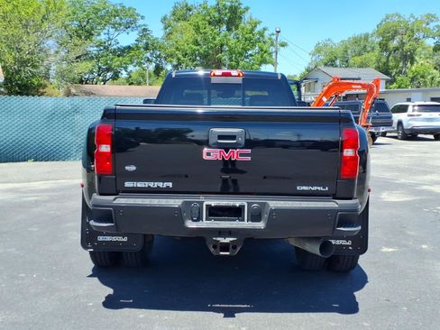 Used 2017 GMC Sierra 3500 Denali w/ Duramax Plus Package AWD/4WD image 6