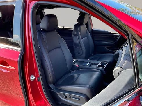 Used 2023 Honda Odyssey Sport image 23