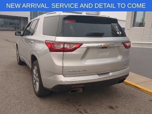 Used 2021 Chevrolet Traverse Premier w/ LPO, Floor Liner Package AWD/4WD image 4
