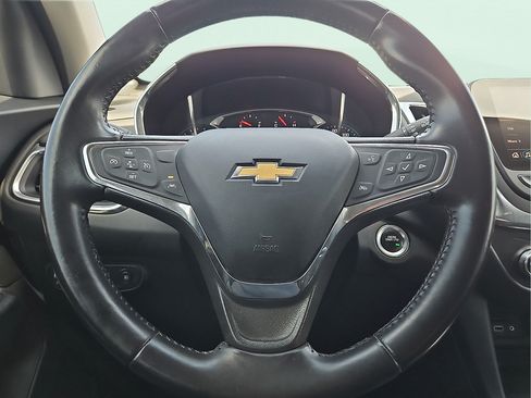 Used 2020 Chevrolet Equinox LT AWD/4WD image 19
