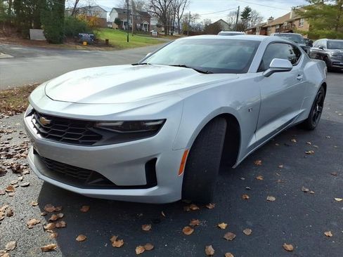 Used 2019 Chevrolet Camaro LT image 20