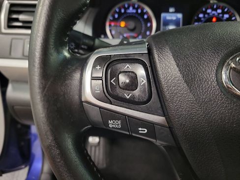 Used 2015 Toyota Camry SE FWD image 21