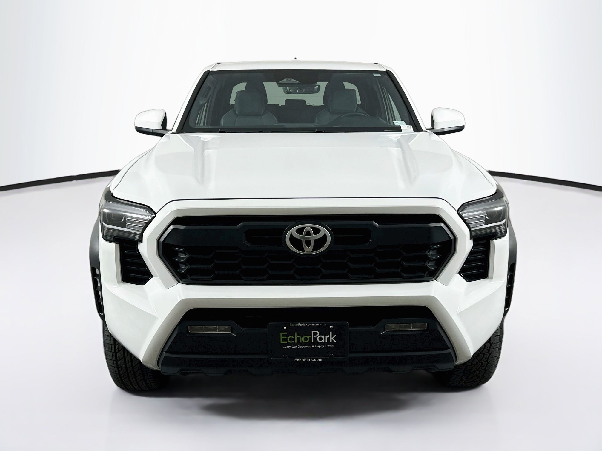 Used 2024 Toyota Tacoma TRD Off-Road AWD/4WD image 2
