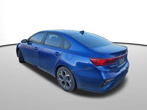 Used 2020 Kia Forte LXS image 2