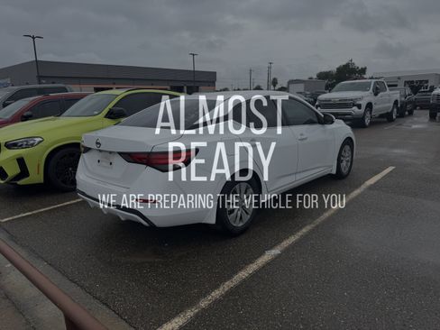 Used 2022 Nissan Sentra S FWD image 4