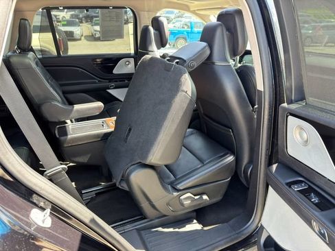 Used 2020 Lincoln Aviator Grand Touring w/ Equipment Group 302A AWD/4WD image 12