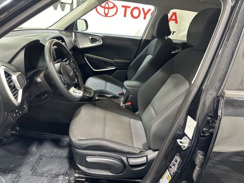 Used 2022 Kia Soul LX w/ Technology Package image 24