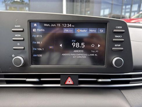 Used 2025 Hyundai Elantra SE FWD image 21