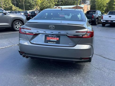 New 2026 Toyota Camry SE FWD image 4