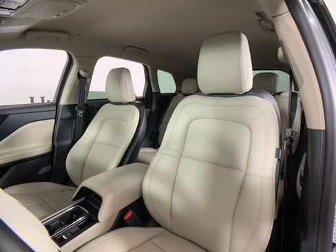 New 2025 Lincoln Corsair Premiere w/ Equipment Group 101A image 21