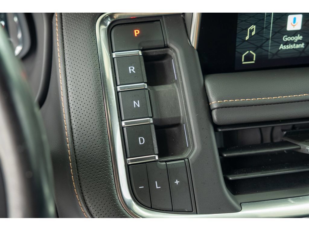 Used 2022 GMC Yukon AT4 AWD/4WD image 29