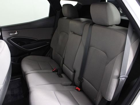 Used 2017 Hyundai Santa Fe Sport image 17