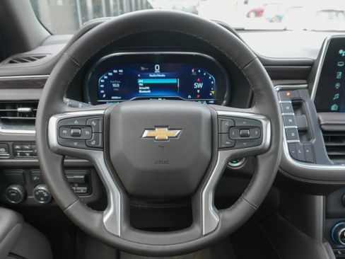 Used 2024 Chevrolet Tahoe LT w/ LT Signature Package image 14