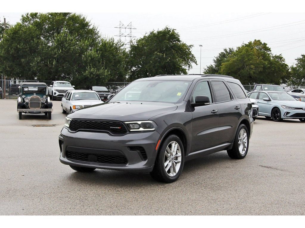 Used 2024 Dodge Durango GT RWD image 7
