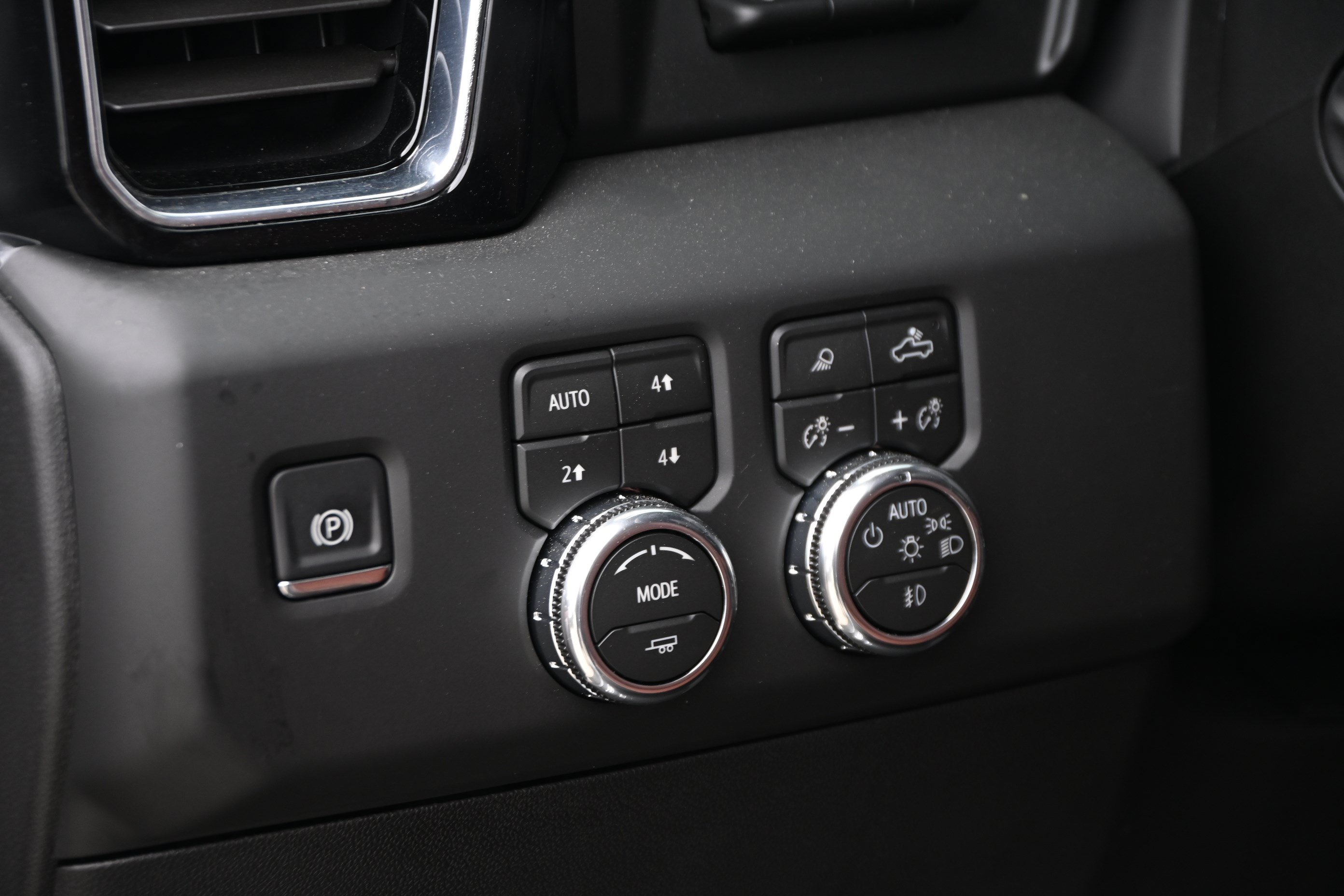 Used 2026 GMC Sierra 1500 Denali Ultimate AWD/4WD image 27