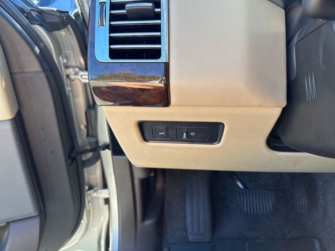 Used 2020 Land Rover Range Rover HSE image 30