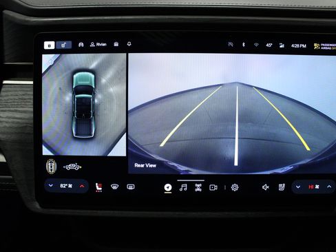 Used 2023 Rivian R1T Adventure image 28