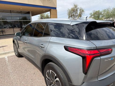 Used 2024 Chevrolet Blazer EV LT AWD/4WD image 7