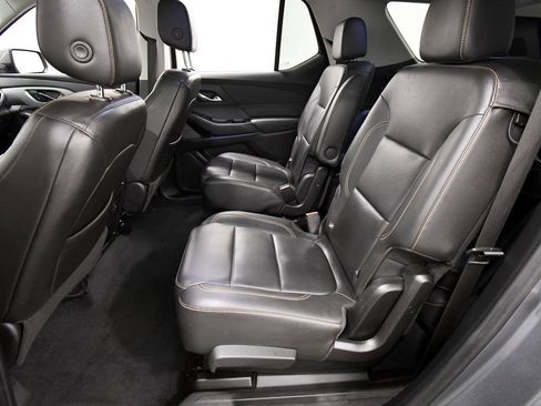 Used 2021 Chevrolet Traverse LT AWD/4WD image 15