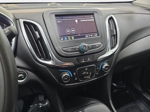 Used 2022 Chevrolet Equinox LT image 20