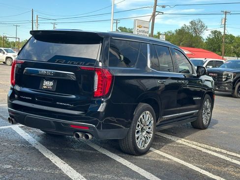 Used 2023 GMC Yukon Denali Ultimate AWD/4WD image 6