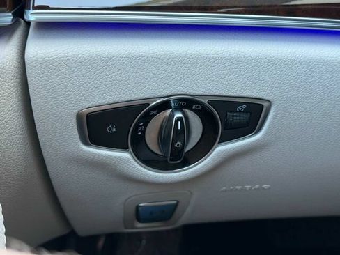 Certified 2022 Mercedes-Benz E 350 4MATIC Sedan image 33