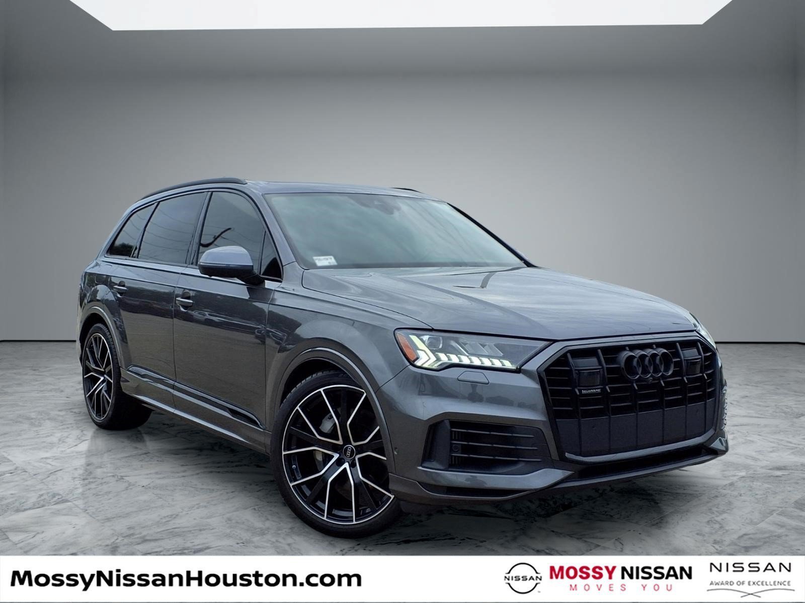 Used 2023 Audi Q7 3.0T Prestige w/ Prestige Package AWD/4WD image 1