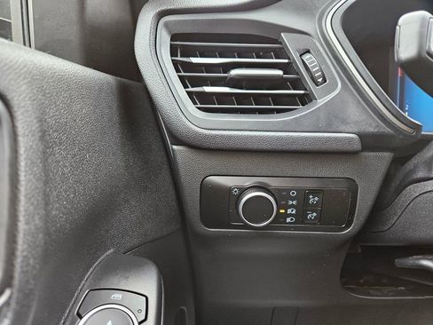 Used 2025 Ford Escape Active image 13