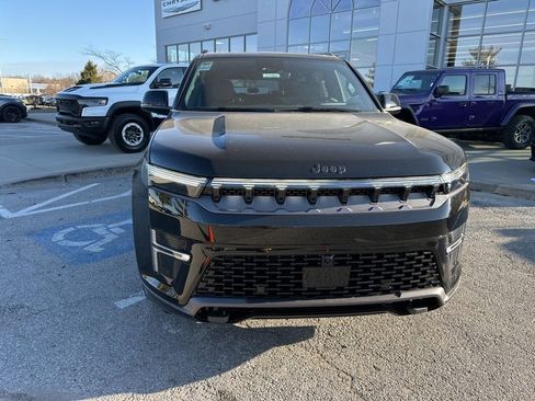 New 2026 Jeep Grand Wagoneer L Limited image 9