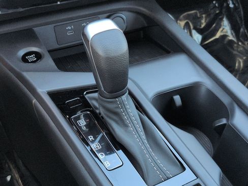 New 2026 Nissan Sentra SV w/ Floor Mat Package FWD image 18
