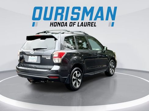 Used 2017 Subaru Forester 2.5i Premium AWD/4WD image 8