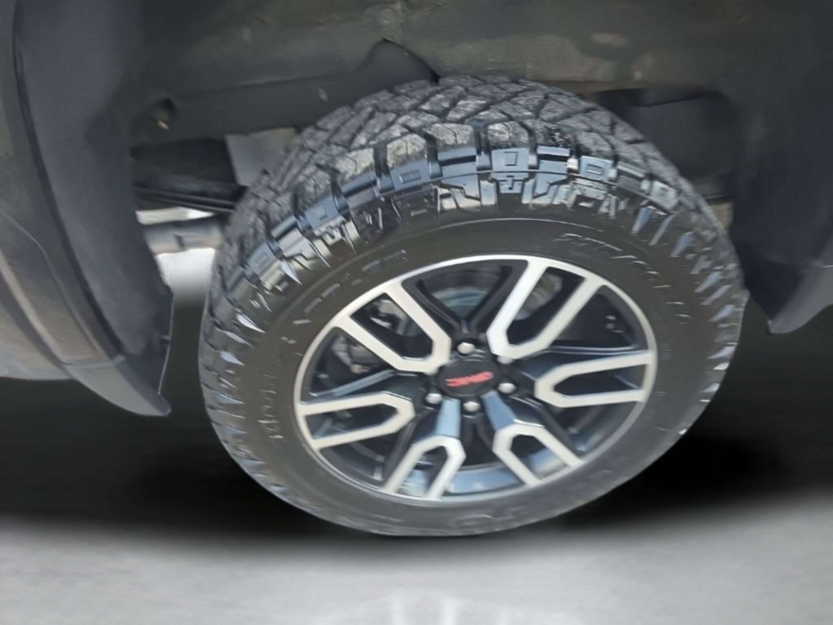 Used 2023 GMC Sierra 1500 AT4 w/ AT4 Premium Package AWD/4WD image 36