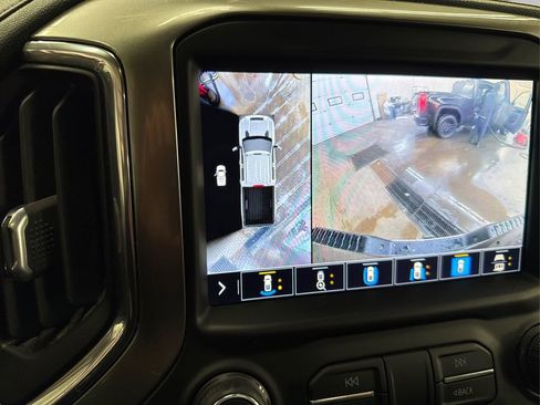 Used 2020 Chevrolet Silverado 2500 LTZ w/ LTZ Plus Package image 32