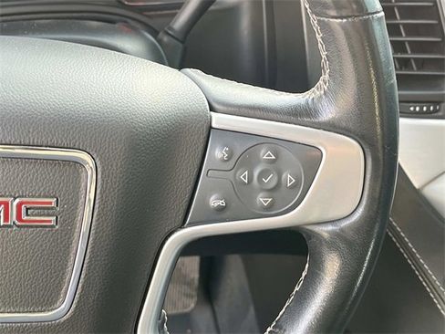 Used 2019 GMC Yukon SLT w/ Open Road Package image 34