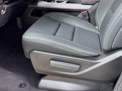 New 2026 RAM 1500 Express AWD/4WD image 18