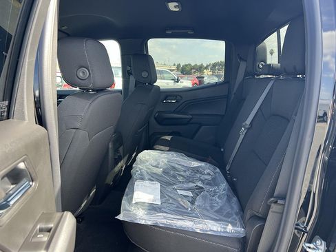 New 2026 GMC Canyon Elevation w/ LPO, Black Badging Package RWD image 25