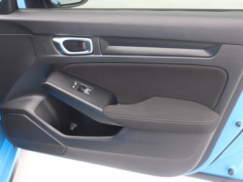 Used 2022 Honda Civic Sport image 17