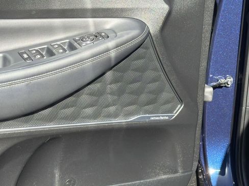 Used 2021 Hyundai Santa Fe Limited image 25