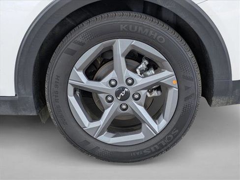 Used 2025 Kia K4 FWD image 10