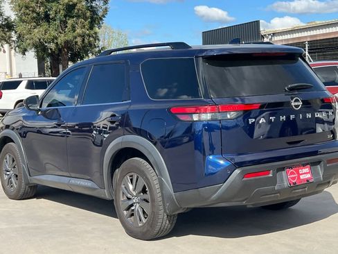 Certified 2022 Nissan Pathfinder SV image 7