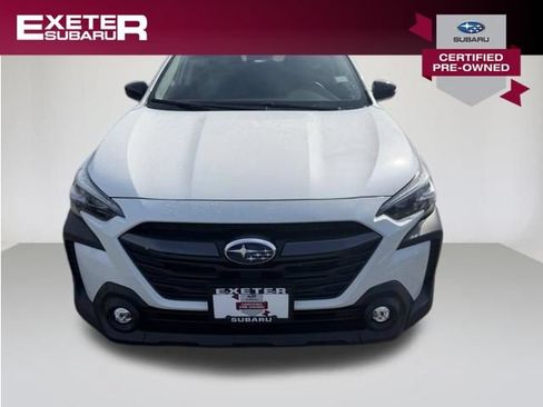 Used 2025 Subaru Outback Premium AWD/4WD image 2