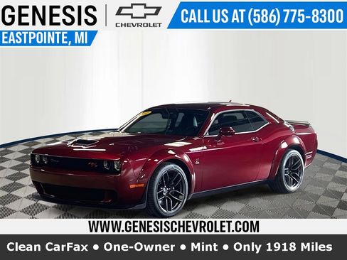 Used 2022 Dodge Challenger R/T Scat Pack image 1