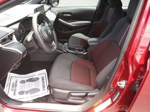Used 2024 Toyota Corolla SE FWD image 9