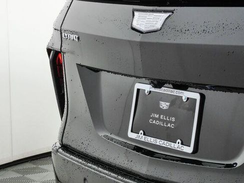 Used 2025 Cadillac Lyriq Sport AWD/4WD image 7