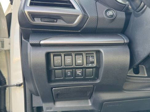 Used 2021 Subaru Forester Premium image 12