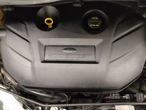 Used 2015 Ford Escape Titanium w/ Equipment Group 301A AWD/4WD image 30